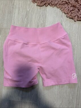 New Bombshell Sportswear Pink High-Waist Scrunch bum Shorts with Logo - Medium